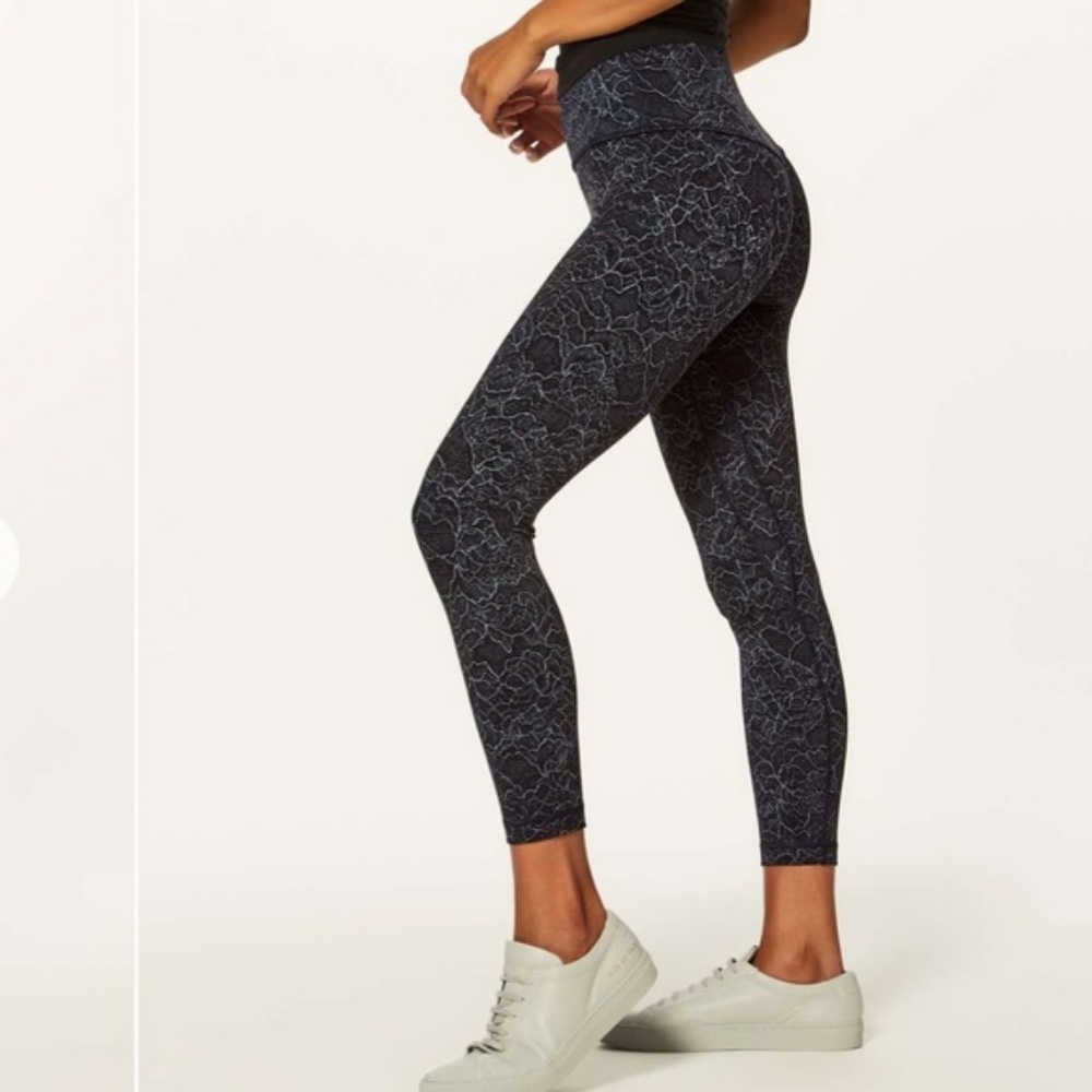 Lululemon Align II 25” Size 4